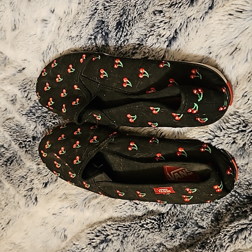 Vans rockabilly black cherry cherries 🍒 print slip on shoes sneakers